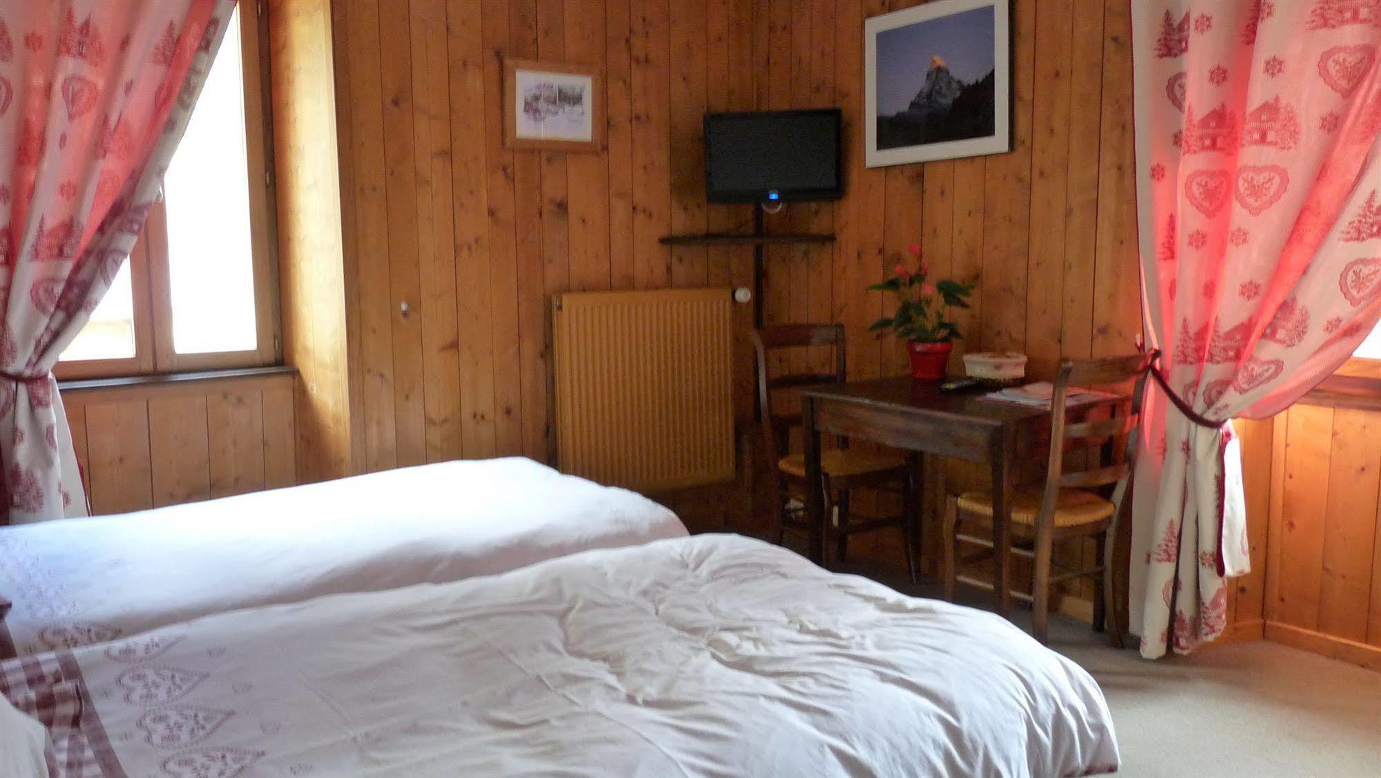 Auberge Des Gorges Серво Экстерьер фото